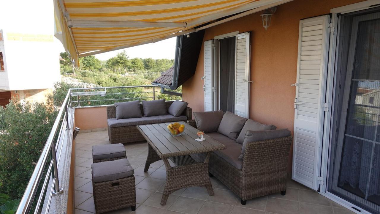 Vodice Family Apartment Bagian luar foto