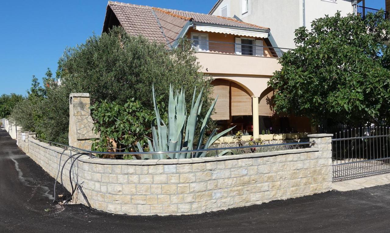 Vodice Family Apartment Bagian luar foto
